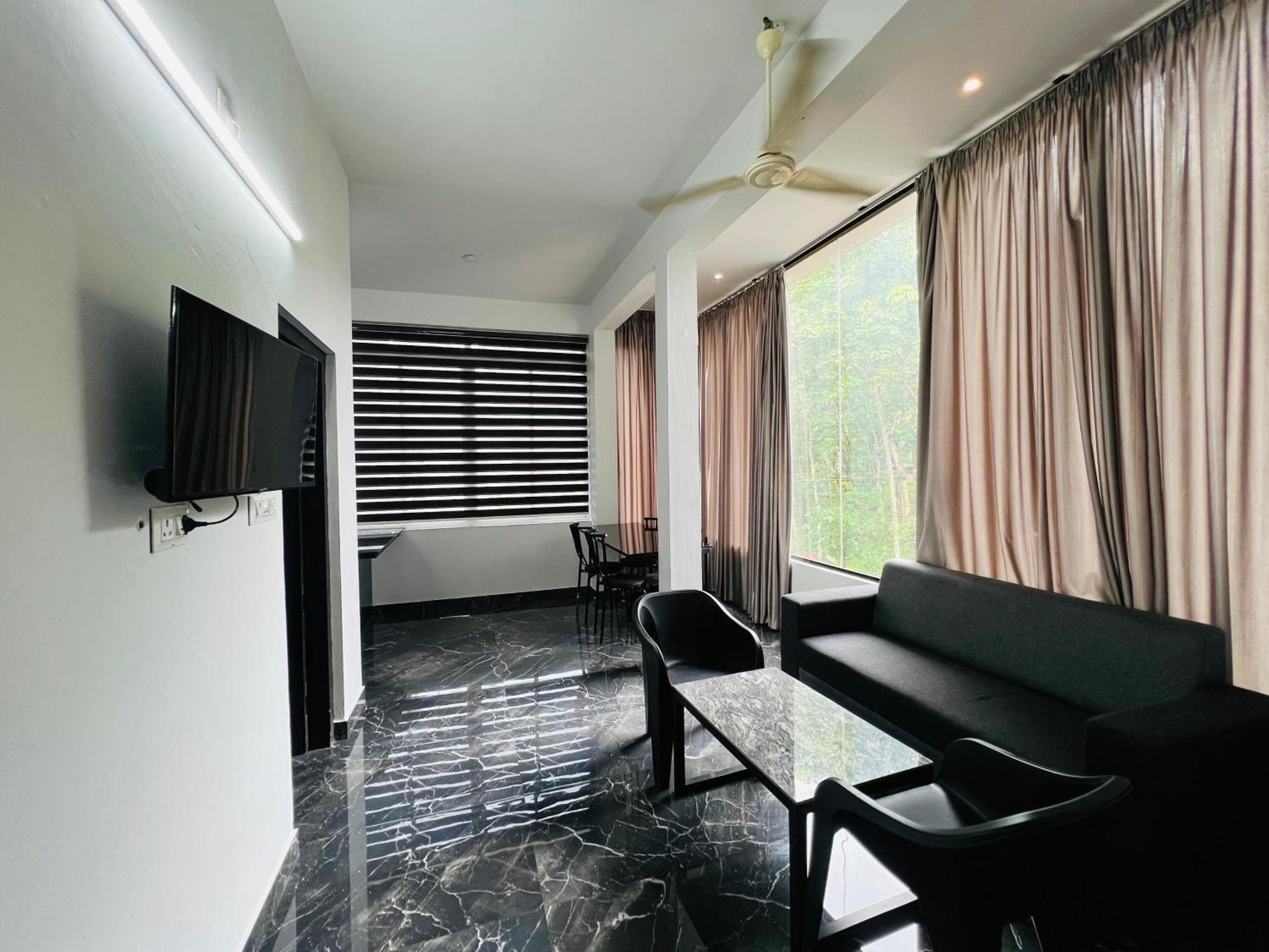 Nest Homes Nilambūr Exterior foto